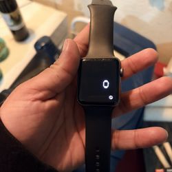 Apple Watch (series 3) 