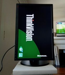 Lenovo Widescreen 24" LCD Monitor
