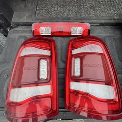 2022 Ram 2500 OEM LED lights