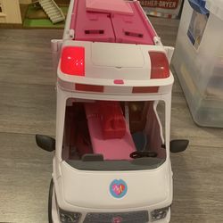 BARBIE AMBULANCE COMPLETE WITH ACCESSORIES