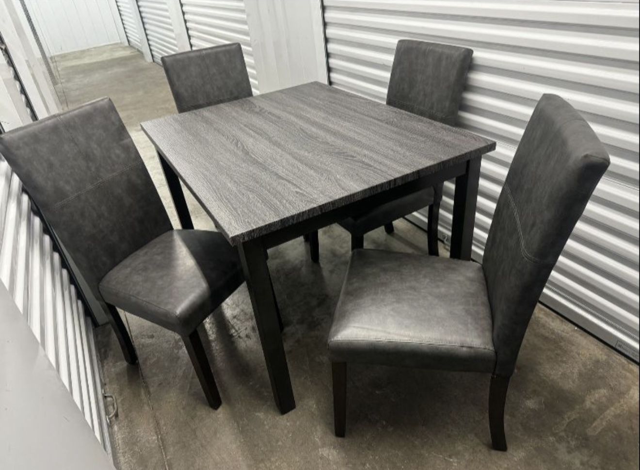 EVERYTHING FOR $600!!! Dining Set, Sectional Recliner Sofa, Coffe Table, TV stand 