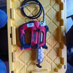 Milwaukee Grease Gun New
