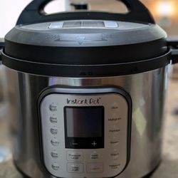 Instant Pot Multi Cooker 