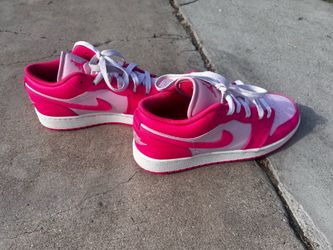 Pink Jordan 1 Low