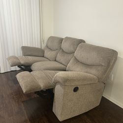 Recliner Sofa For Sale Needs To Be Clean My Goldendoodle Peed 