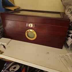 100 Count Cigar Humidor