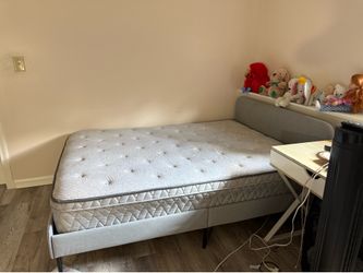 Complete 4-Piece Bedroom Set (Sealy Bed + Dresser + Mirror + Chest)