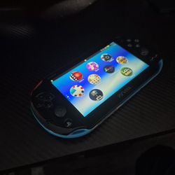 Ps Vita 2000