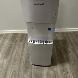 Water Dispenser