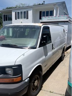 2006 Chevrolet Express Cargo Van