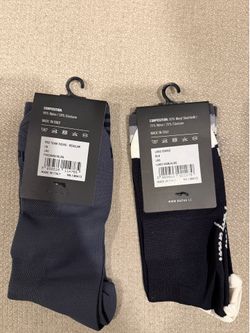 2 Pairs Rapha Cycling Socks Size Large – New With Tags