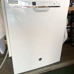 GE Dishwasher 2019 - Needs Repair