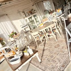Farm House Style Shabby And Chic Furniture & Decor