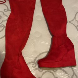 Red Wedges 