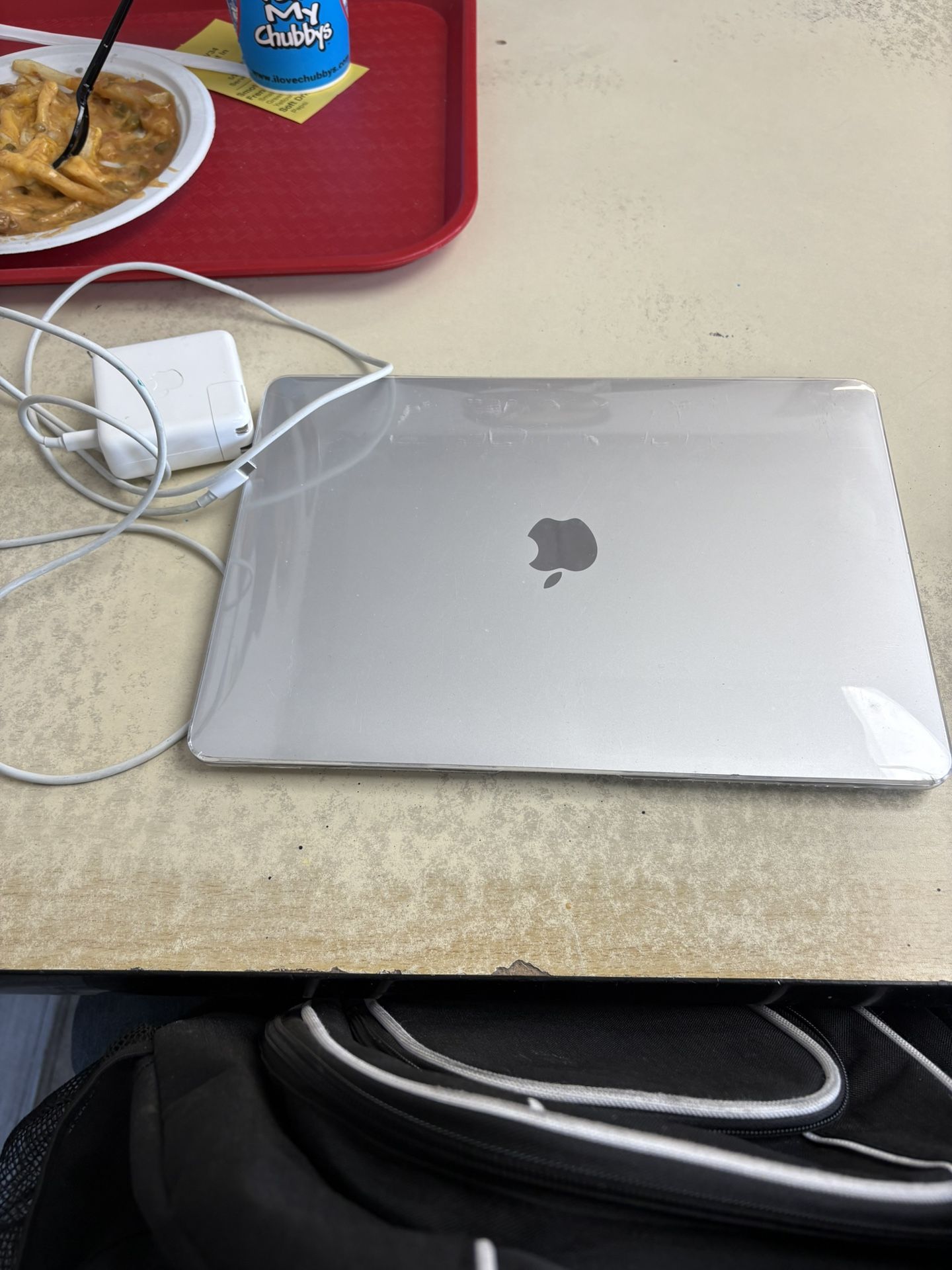 MacBook Air 2020 (FindMy Lock)