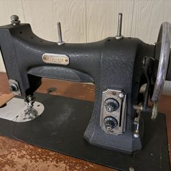 Vintage White Rotary Sewing Machine 