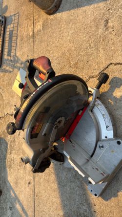 Craftsman 12” compound miter saw. 15a