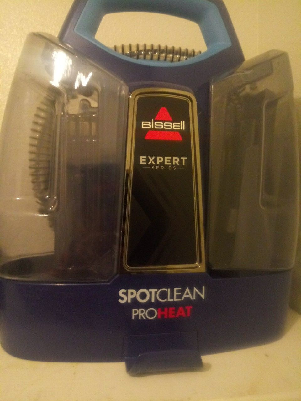 Bissell expert series spotclean proheat portable carpet shampooer