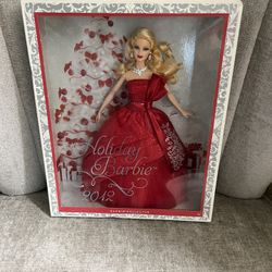 HOLIDAY 2012 BARBIE COLLECTOR EDITION 
