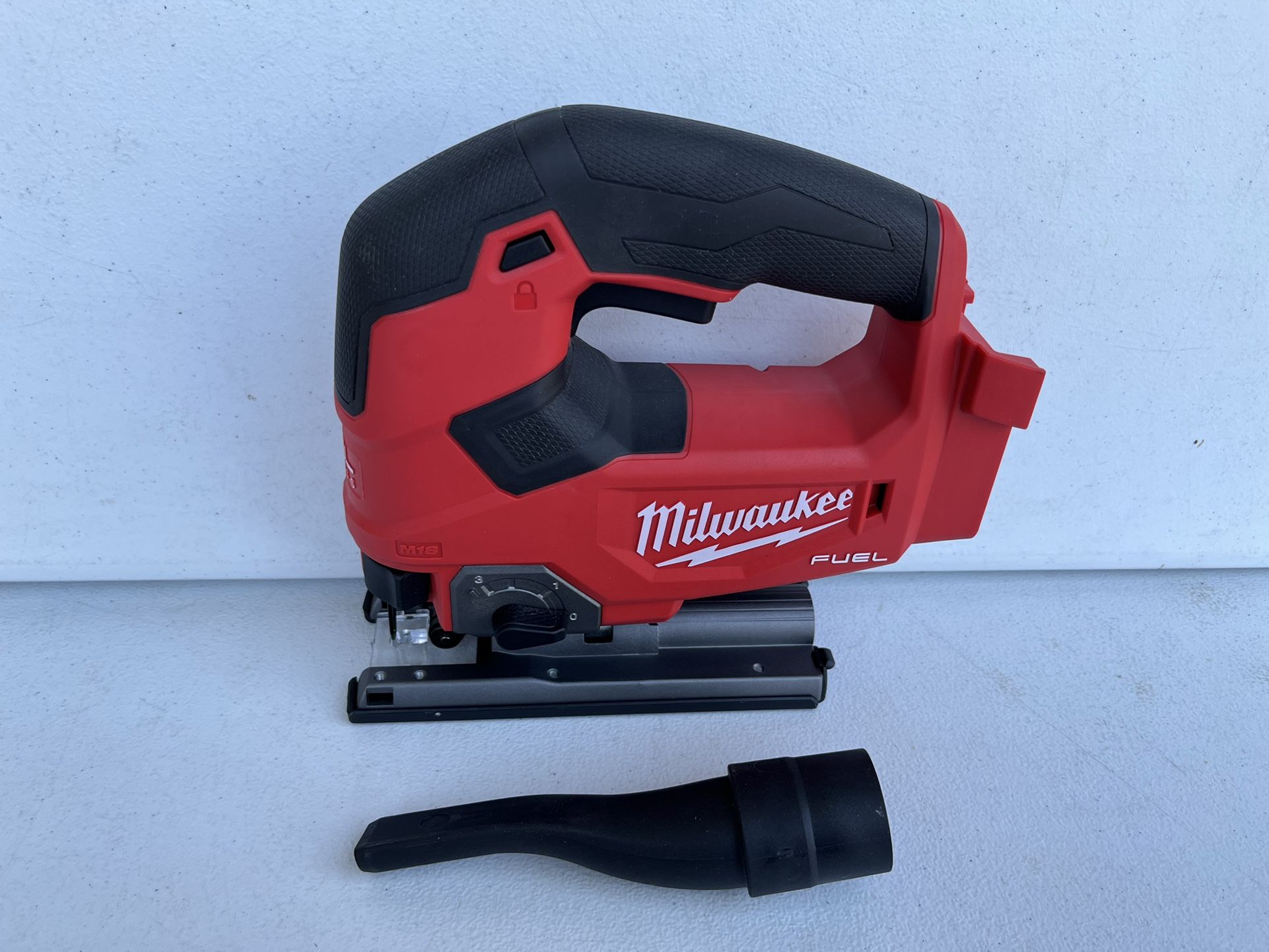 Milwaukee M18 FUEL 18-Volt Lithium-Ion Brushless Cordless Jig Saw (Tool-Only)