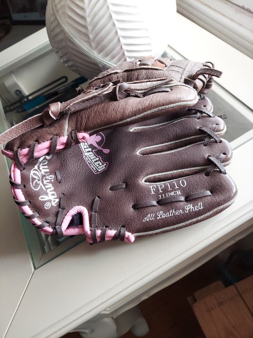 Rawlings Fast Pitch Girls Glove