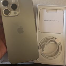 iPhone 15 Pro Max