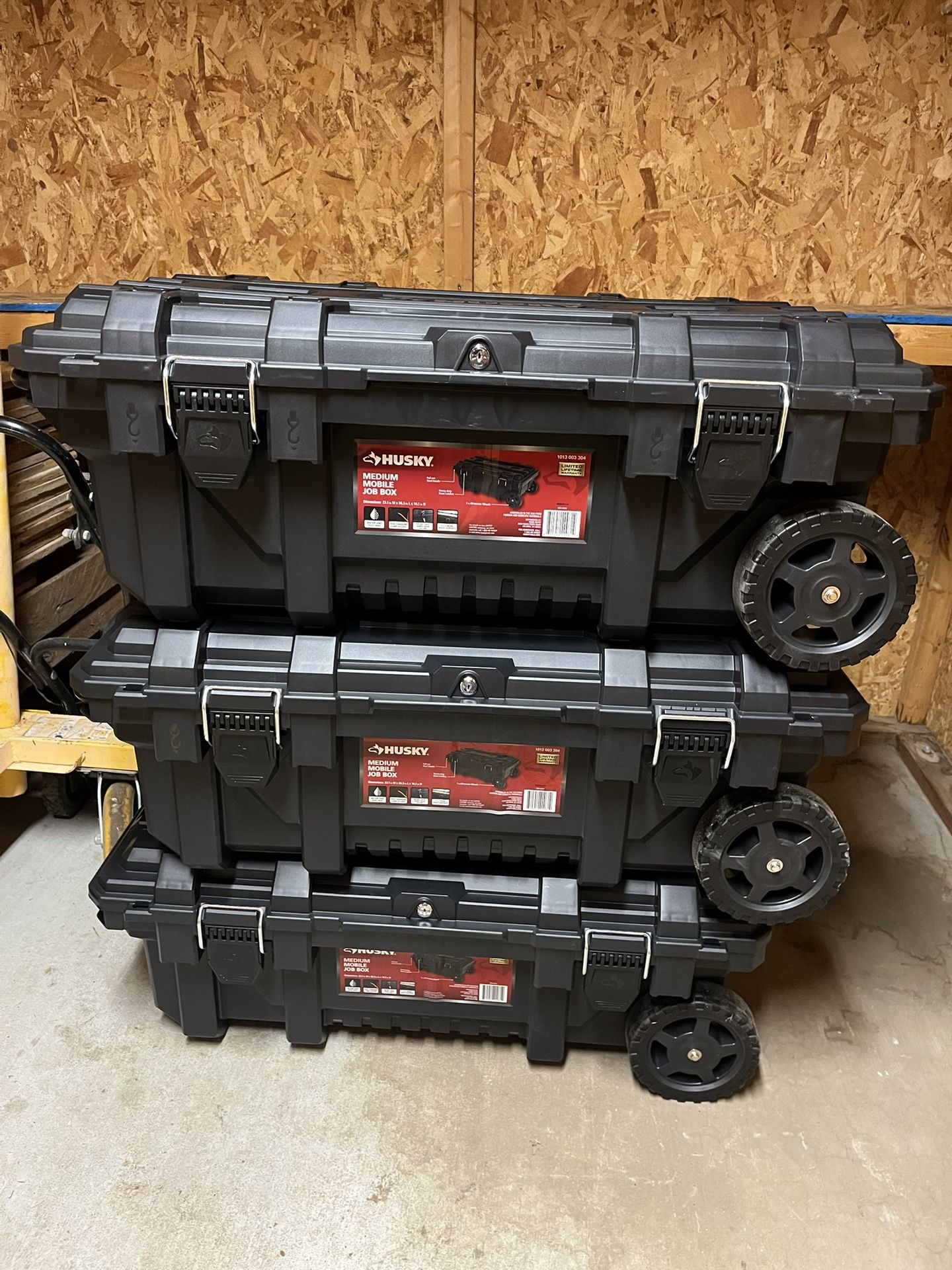 Husky 36.5 in. Black Heavy Duty Medium Rolling Toolbox with Keyed Lock