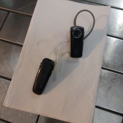 Bluetooth Earbuds  Price For Each