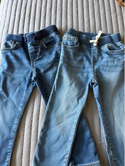 Toddler jeans size 3y