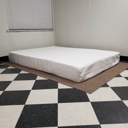 Full size mattress - can DELIVER almost anywhere for $20 extra - gently used and in very good condition 😍
