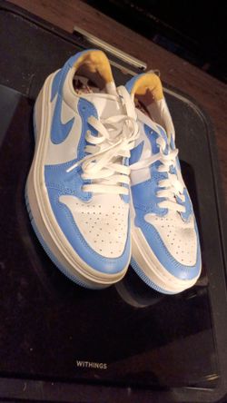 JORDAN 1 ELEVATED LOW SE UNIVERSITY BLUE WOMEN'S SIZE 8.5