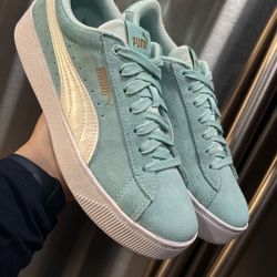 Tenis Puma De Mujer Size 6.5 ( 5.5 De Niña Grande)