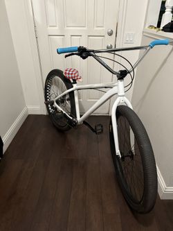 Custom White Bomma Thrust (CASH ONLY)