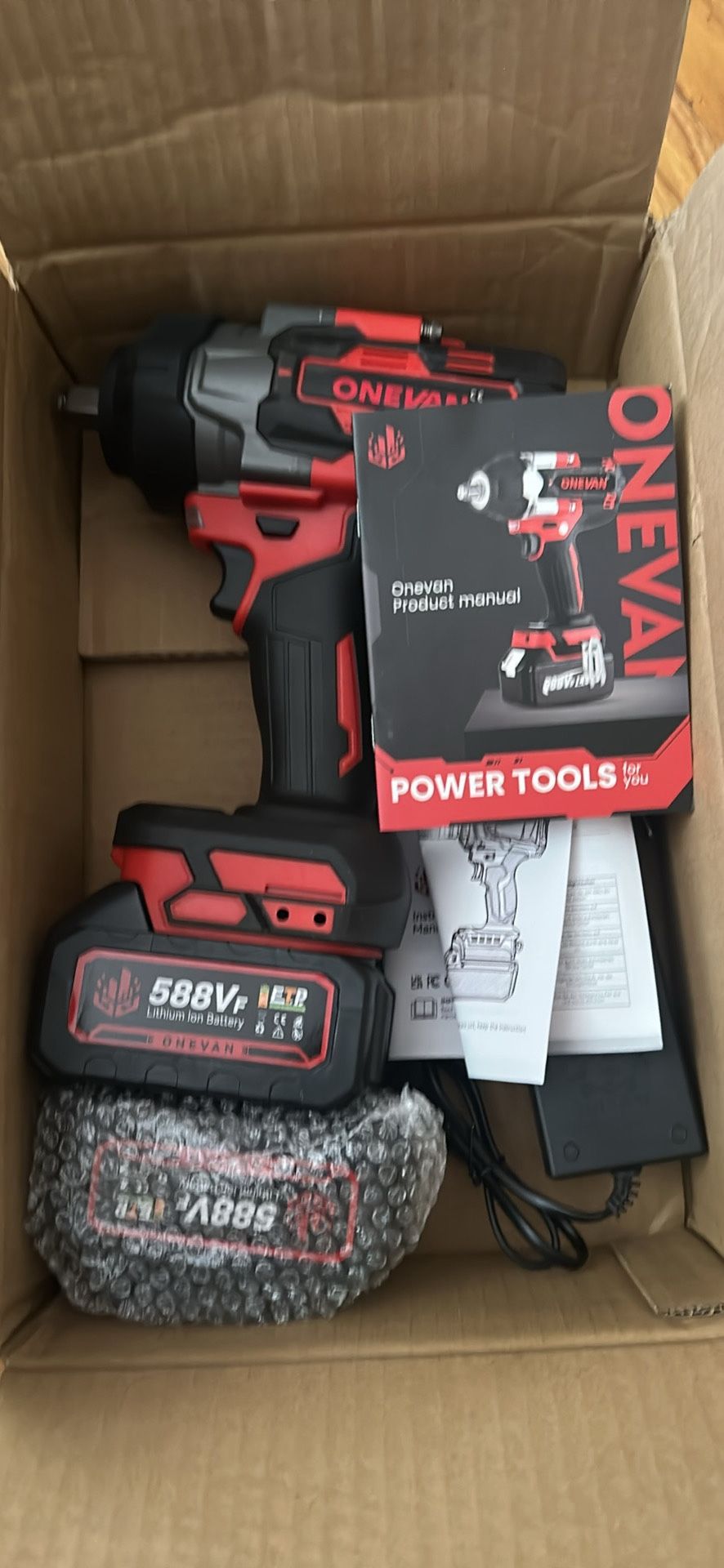 Cordless Nut Busting Impact 1/2 1400lb Torque
