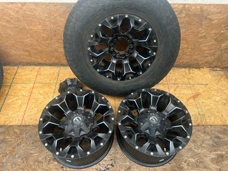 17 inch Universal FUEL Rims