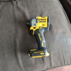 New Dewalt 1/2 Impact Tool Only 