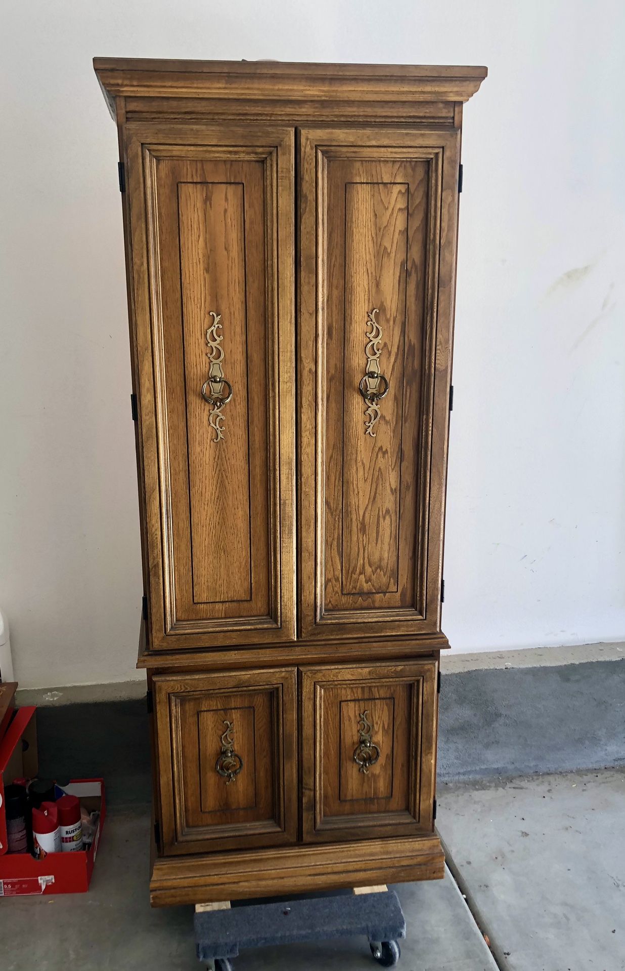 Vintage Sewing Cabinet With Drop Down Singer Sewing Machine