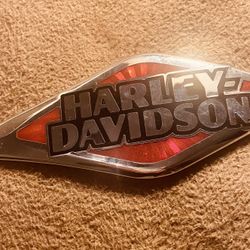 Harley Davidson, gas tank emblem