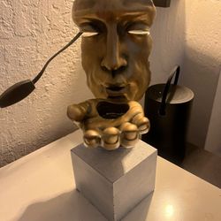 UNIQUE FACE HAND LOVE BLOW A KISS BLOW OUT CANDLE HOLDER SCULPTURE