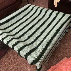 Thread Hand Made Medium Blanket