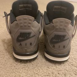 Jordan 4 