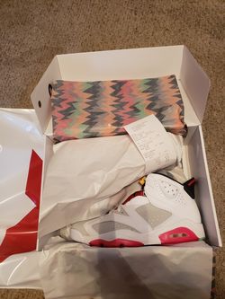 Jordan "hare" retro 6. Size 10