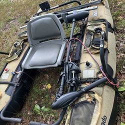 Classic Accessories Colorado Pontoon Boat 