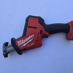 Milwaukee
M18 FUEL 18V Lithium-Ion Brushless Cordless HACKZALL Reciprocating Saw (Tool-Only)