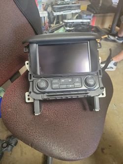 Tahoe Yukon Suburban Impala Silverado Serria Radio Digitizer Screen