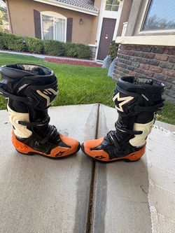 KTM Alpinestar Tech 10s