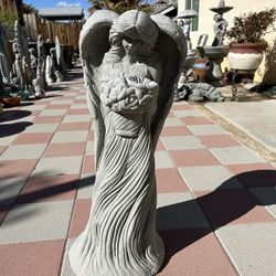 New Angel Made Out Of Cement Perfect Gift 