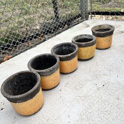 Small Pots 