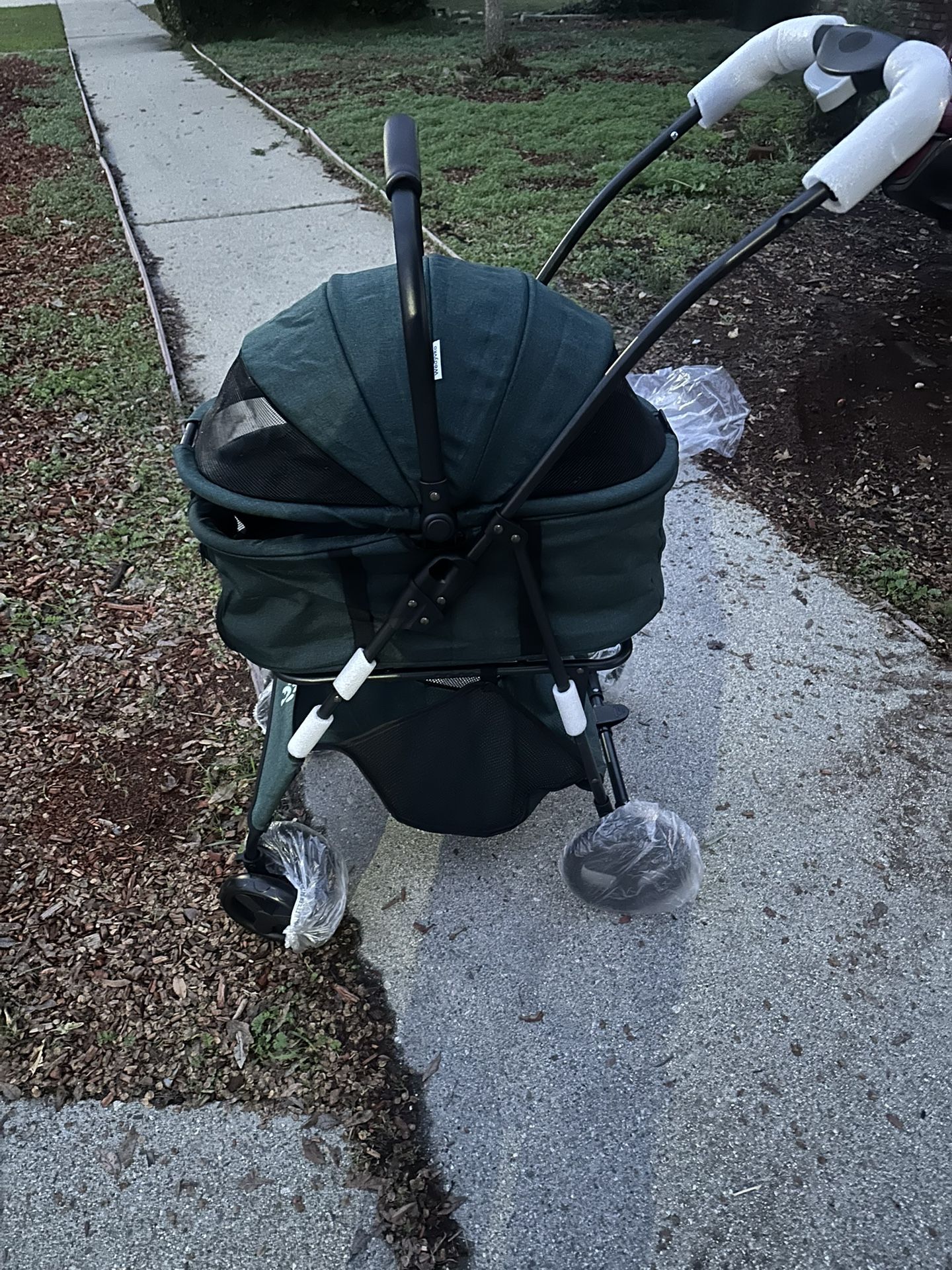 New Small  Dog Stroller 
