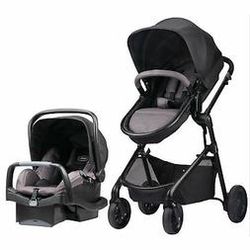 Evenflo Pivot set
